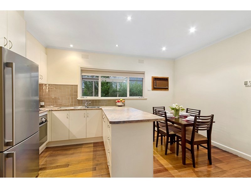 73 Lincoln Road, Croydon VIC 3136