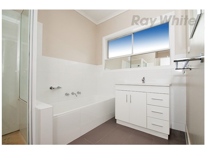 2/31 Bayswater Road, Croydon VIC 3136
