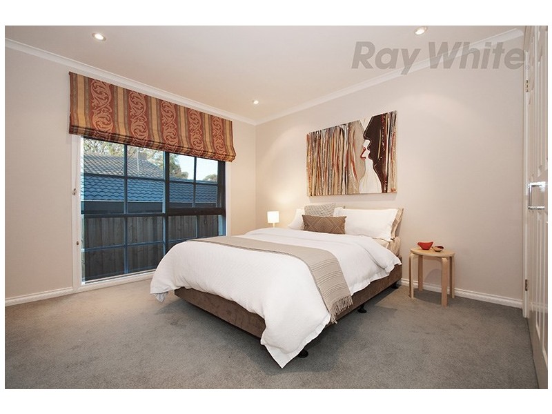 3 SILVER BIRCH Close, Croydon North VIC 3136