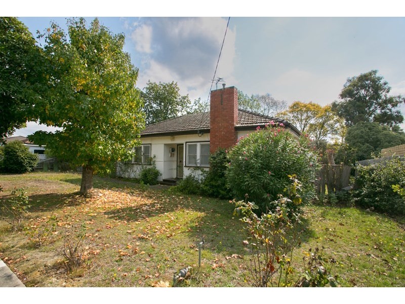 11 Timms Avenue, Croydon VIC 3136