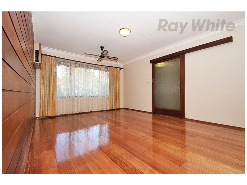 53 Esther Crescent, Mooroolbark VIC 3138