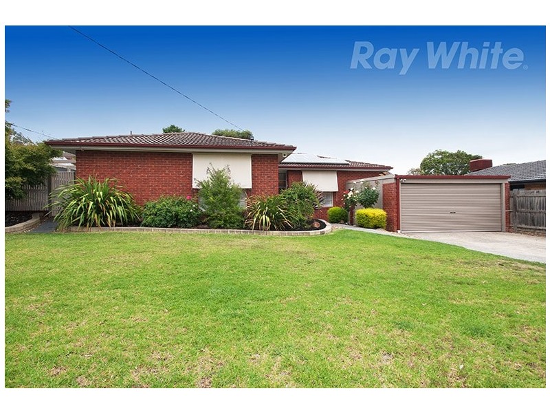 8 Gahnia Close, Ringwood North VIC 3134