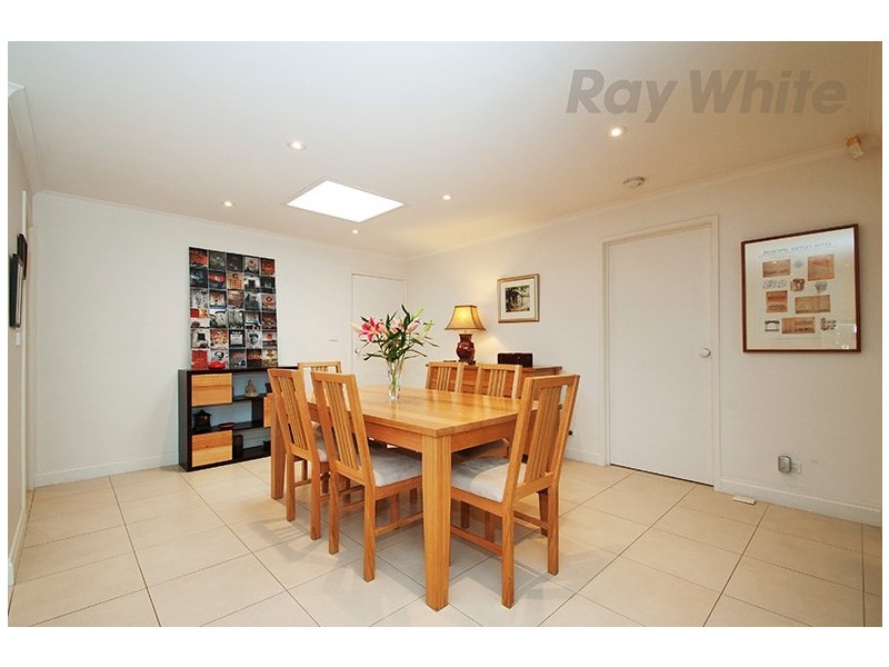 8 Gahnia Close, Ringwood North VIC 3134