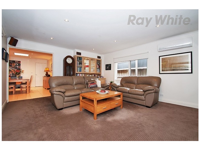 8 Gahnia Close, Ringwood North VIC 3134
