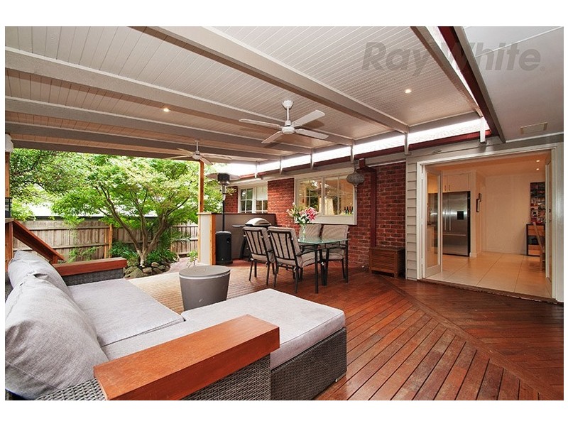 8 Gahnia Close, Ringwood North VIC 3134