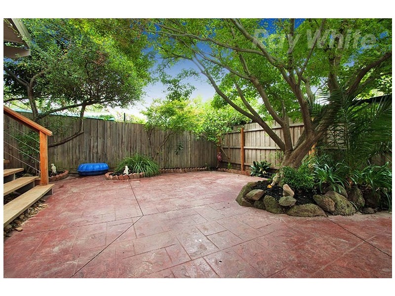 8 Gahnia Close, Ringwood North VIC 3134