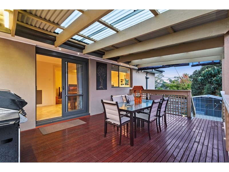 1 Melody Court, Mooroolbark VIC 3138