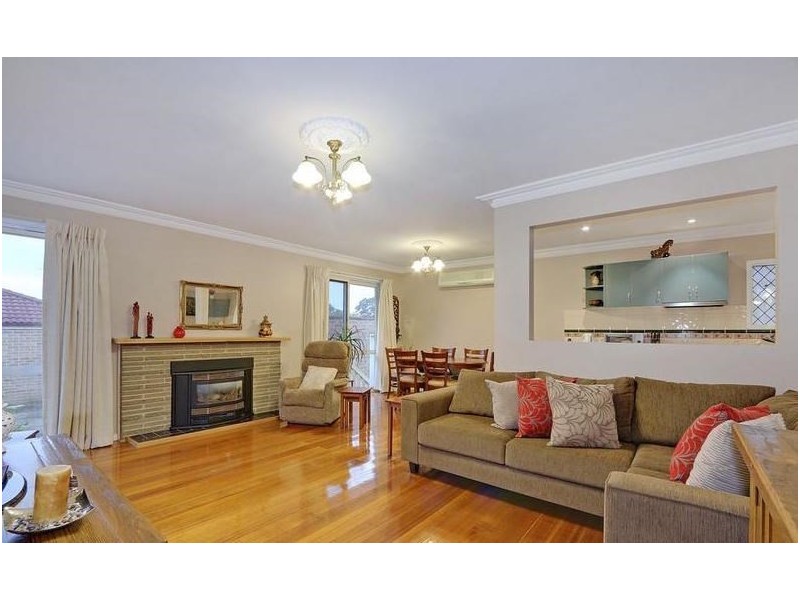 8/39 Holloway Road, Croydon North VIC 3136