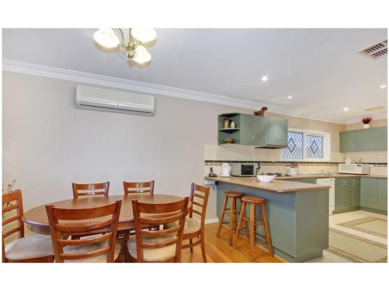 8/39 Holloway Road, Croydon North VIC 3136