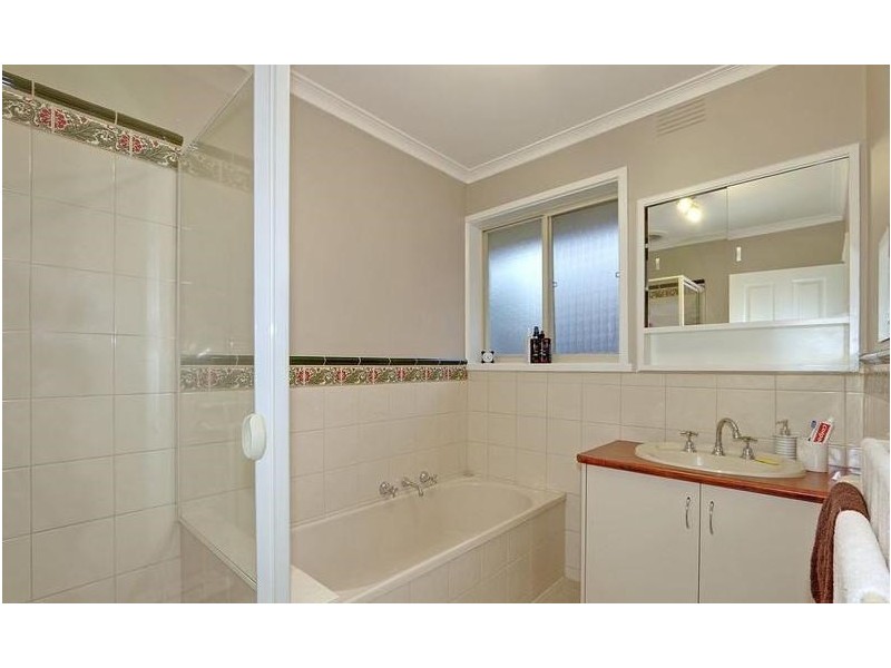 8/39 Holloway Road, Croydon North VIC 3136