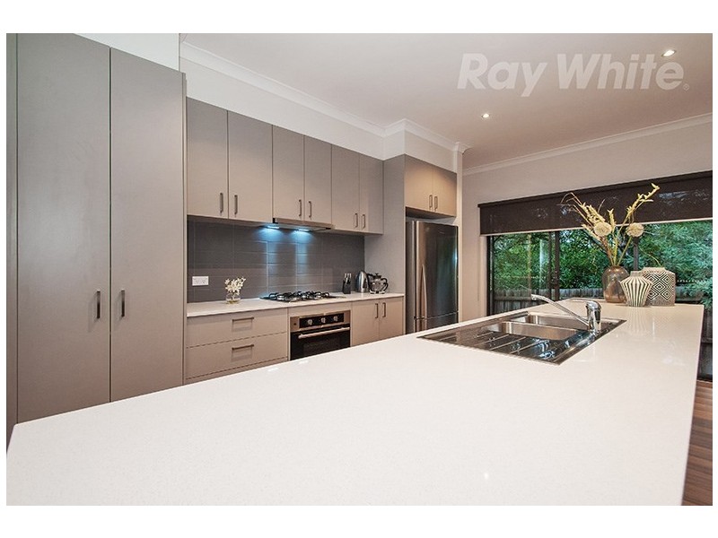 3, 19 SUMMIT Court, Mooroolbark VIC 3138