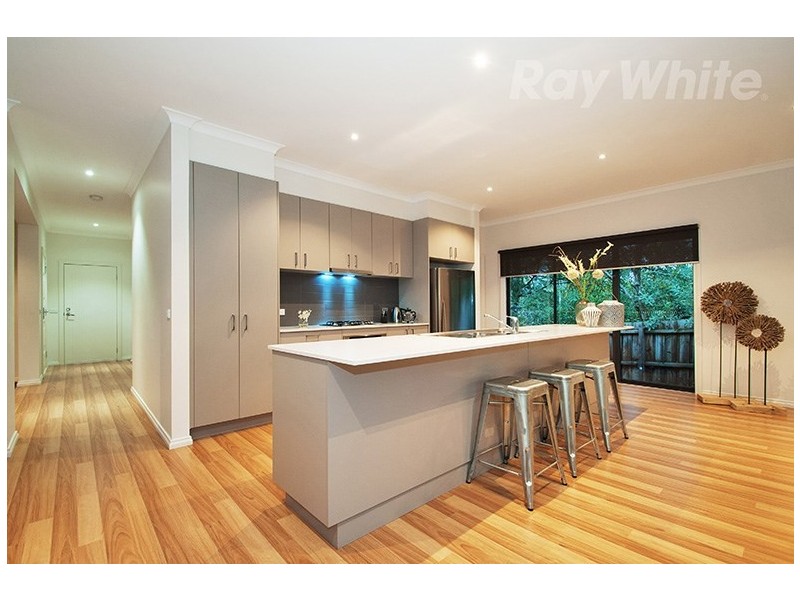 3, 19 SUMMIT Court, Mooroolbark VIC 3138