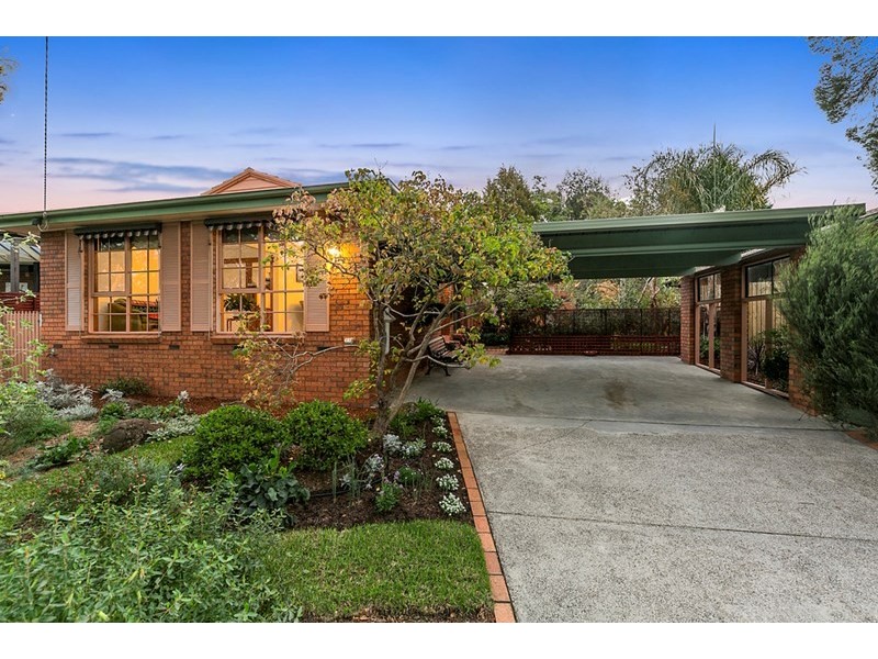 3 DALEHEAD Court, Croydon Hills VIC 3136