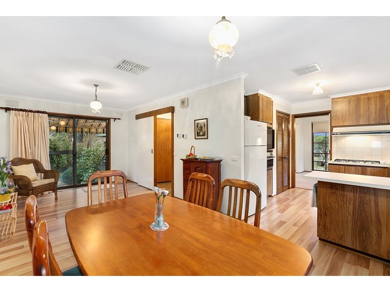 3 DALEHEAD Court, Croydon Hills VIC 3136