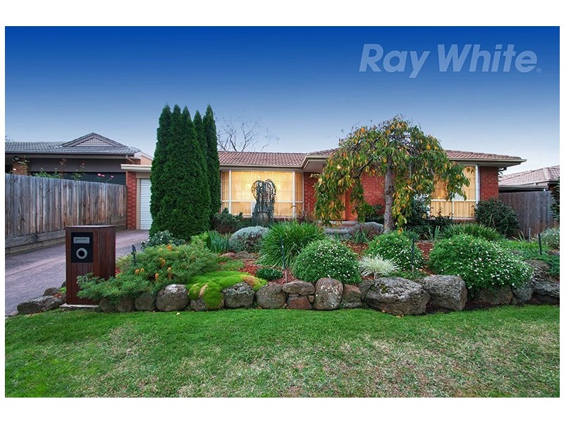 20 AZAROW Circuit, Croydon South VIC 3136