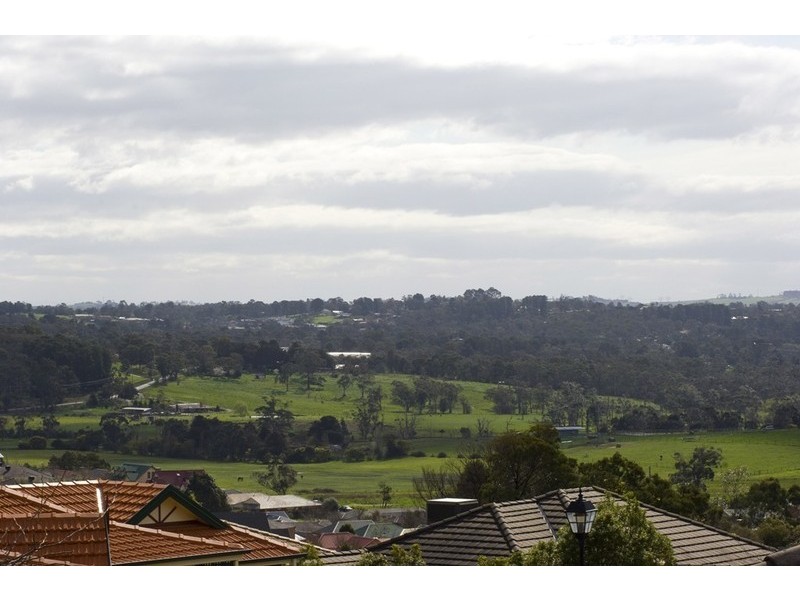 13 PARKVIEW Terrace, Chirnside Park VIC 3116