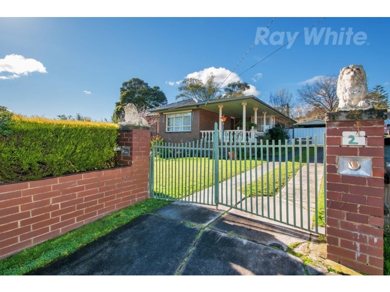 2 COLLINGS Court, Mooroolbark VIC 3138