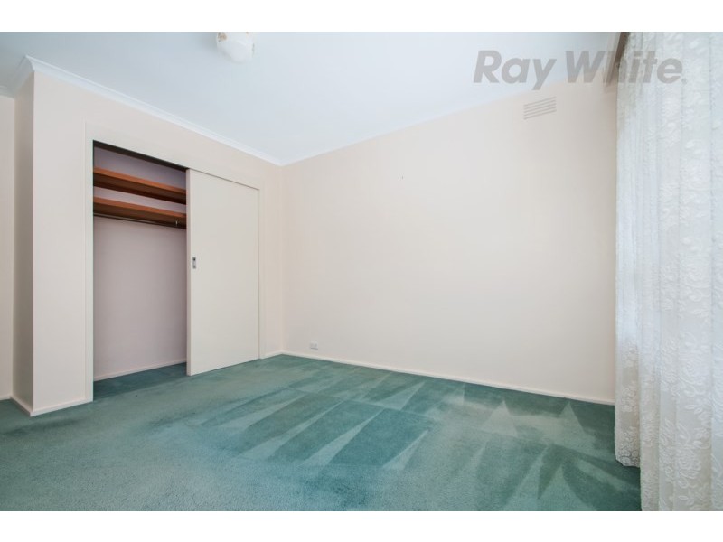 2 COLLINGS Court, Mooroolbark VIC 3138