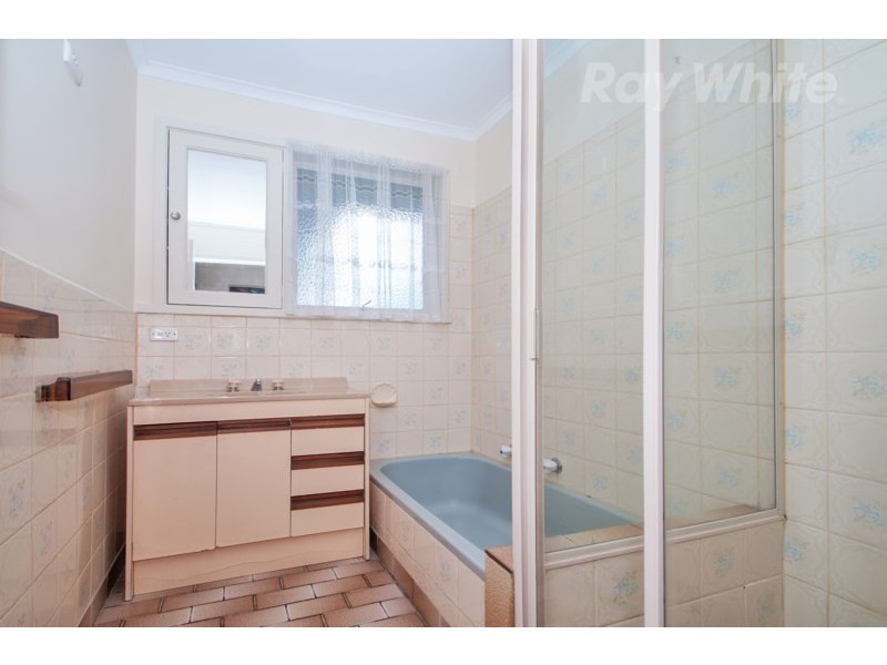 2 COLLINGS Court, Mooroolbark VIC 3138