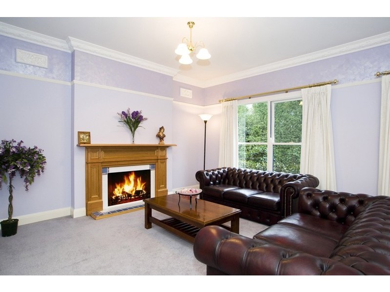 890 MOUNT DANDENONG Road, Montrose VIC 3765