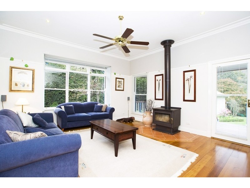 890 MOUNT DANDENONG Road, Montrose VIC 3765