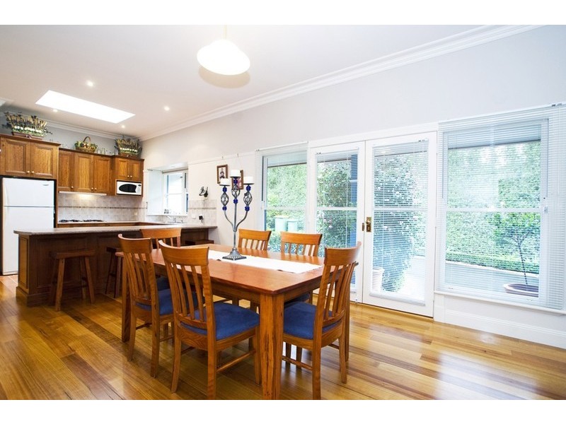 890 MOUNT DANDENONG Road, Montrose VIC 3765