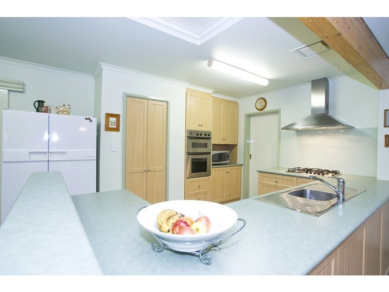 20 WALLARA Crescent, Croydon VIC 3136