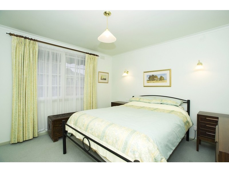 20 WALLARA Crescent, Croydon VIC 3136