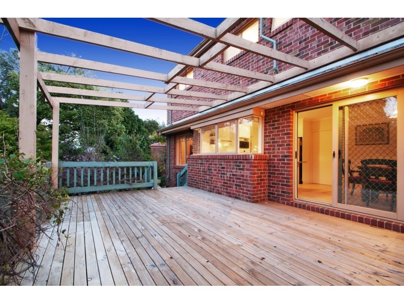 Unit 2, 18-20 HULL Road, Croydon VIC 3136