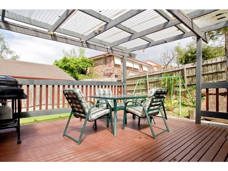 15 NANGATHAN Way, Croydon North VIC 3136