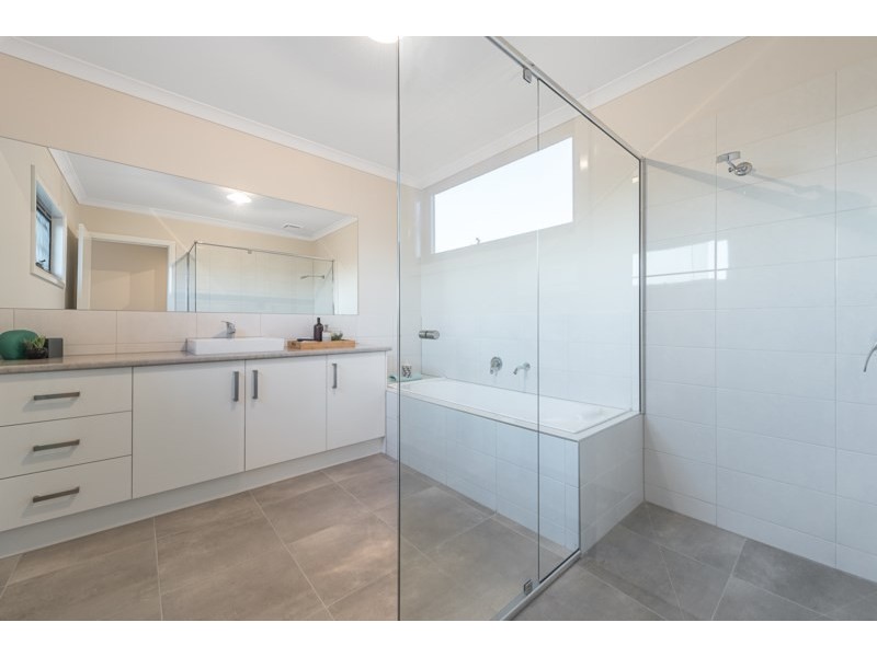 U3, 63 HUMBER Road, Croydon North VIC 3136