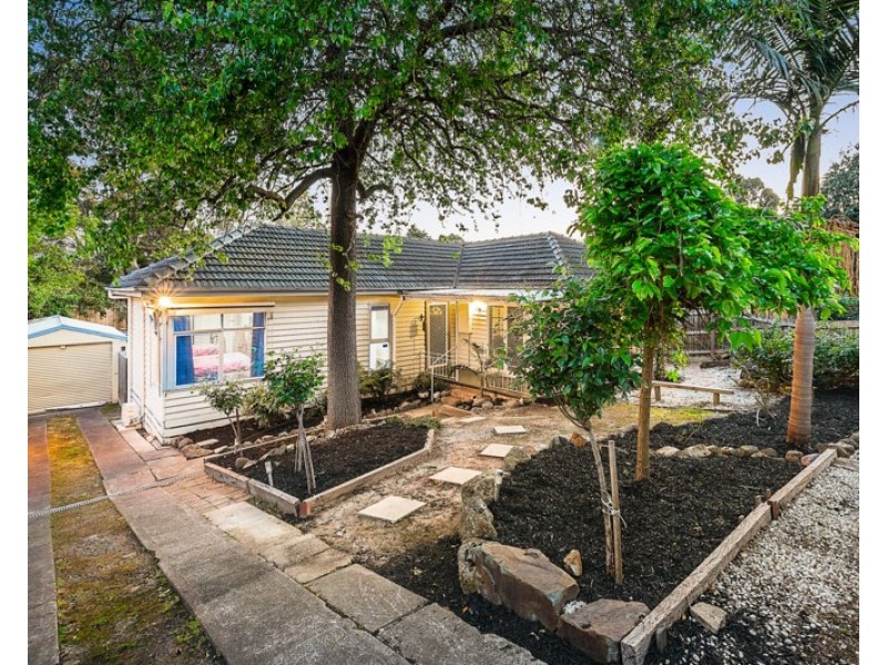 13 ANDREW Street, Ringwood VIC 3134