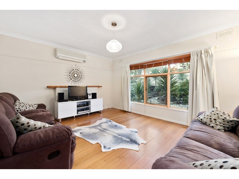 13 ANDREW Street, Ringwood VIC 3134