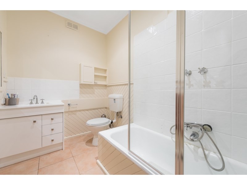 13 ANDREW Street, Ringwood VIC 3134