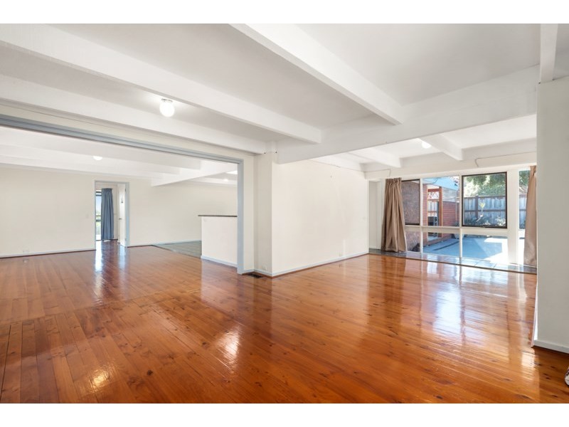 103 Hayrick Lane, Mooroolbark VIC 3138