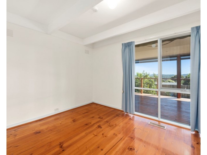 103 Hayrick Lane, Mooroolbark VIC 3138