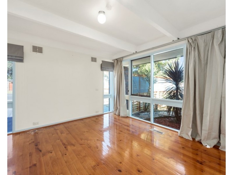 103 Hayrick Lane, Mooroolbark VIC 3138