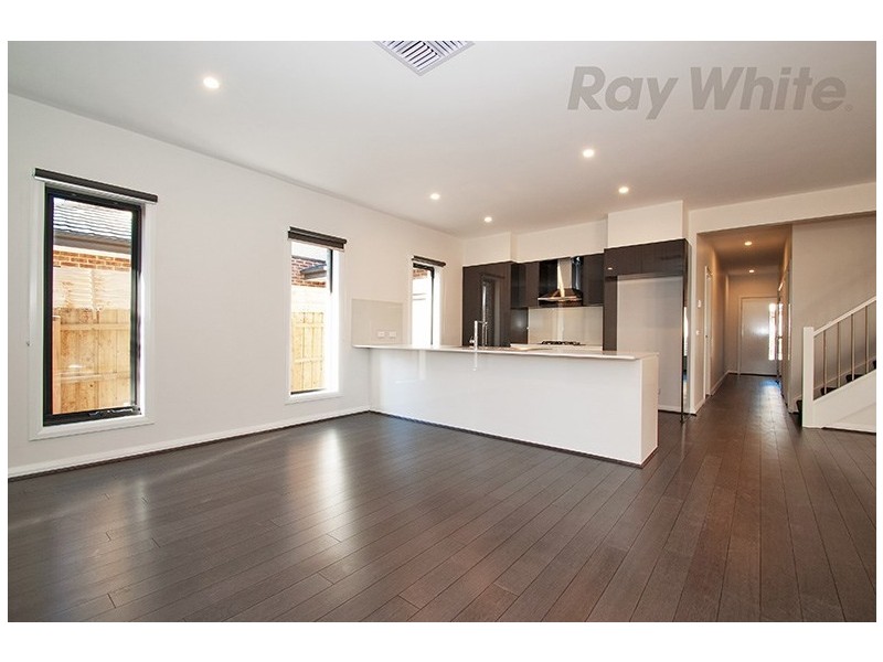 14 WOODVIEW Court, Croydon North VIC 3136