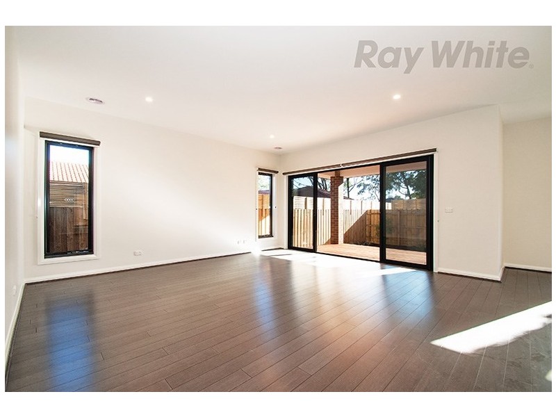 14 WOODVIEW Court, Croydon North VIC 3136