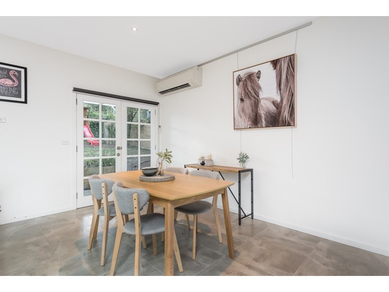 23 LYONS Road, Croydon North VIC 3136