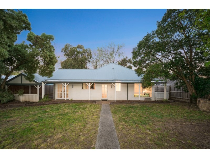23 LYONS Road, Croydon North VIC 3136