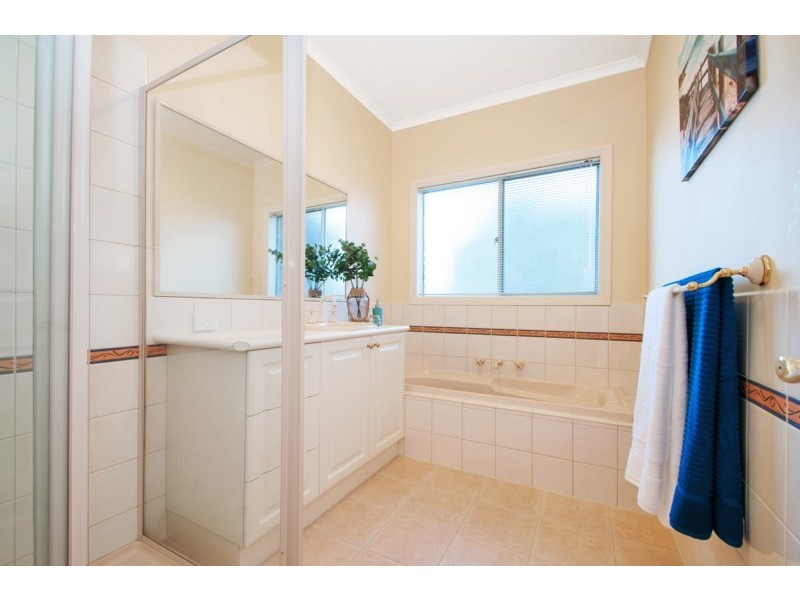 35 YARRA VALLEY Boulevard, Chirnside Park VIC 3116