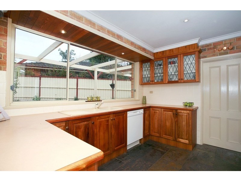 43 SETTLERS HILL Crescent, Croydon Hills VIC 3136