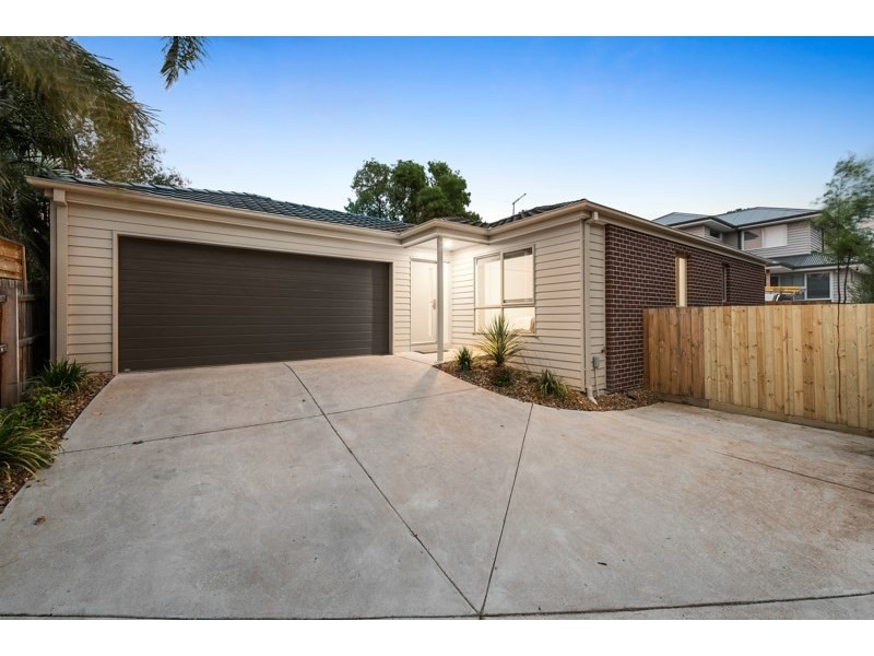 8A FIELD Street, Croydon VIC 3136