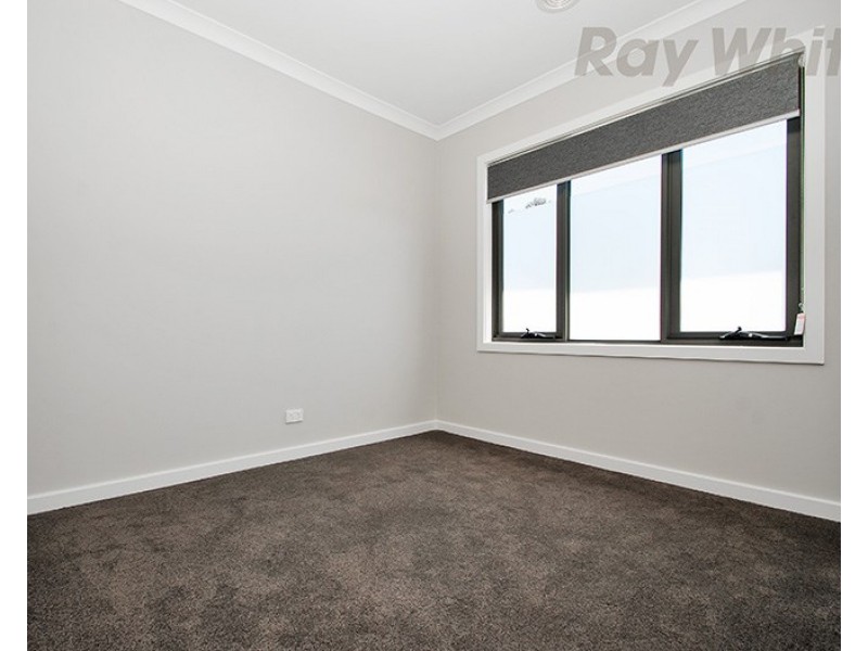3/29 BINBROOK Drive, Croydon VIC 3136