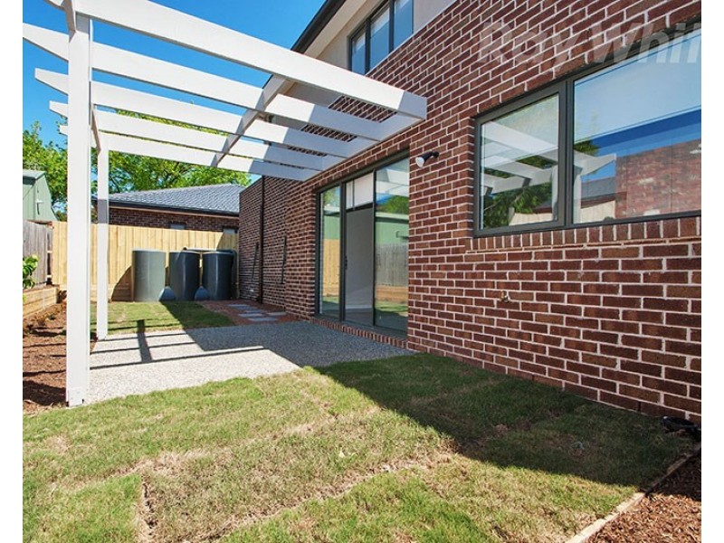 3/29 BINBROOK Drive, Croydon VIC 3136