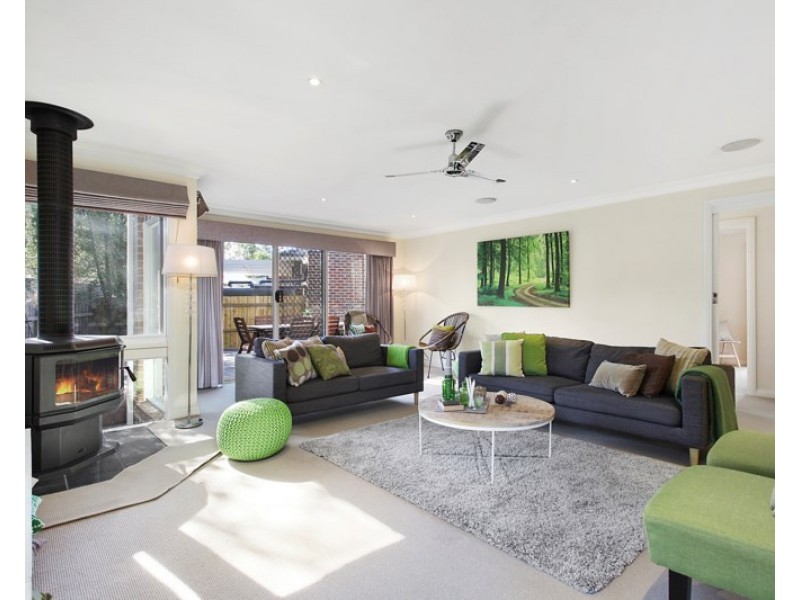 1/4 ALAMEIN Avenue, Kilsyth VIC 3137