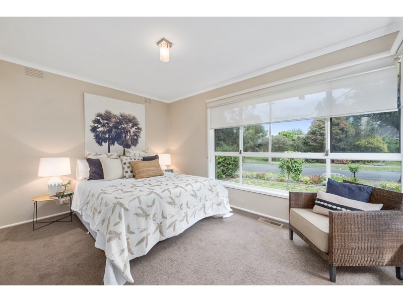 1/7 TURKEITH Crescent, Croydon North VIC 3136