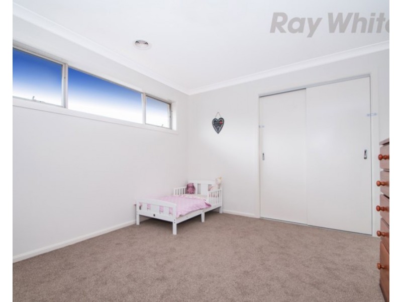 14 MCPHERSON Drive, Croydon VIC 3136