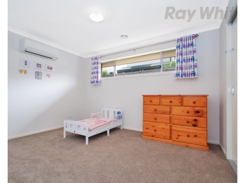 14 MCPHERSON Drive, Croydon VIC 3136